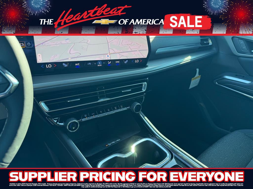 New 2027 Chevrolet Traverse LT w/ LPO, Floor Liner Package FWD image 17
