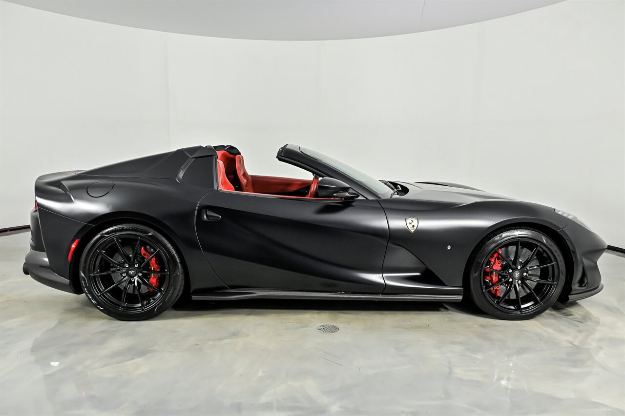 Used 2023 Ferrari 812 GTS RWD image 10