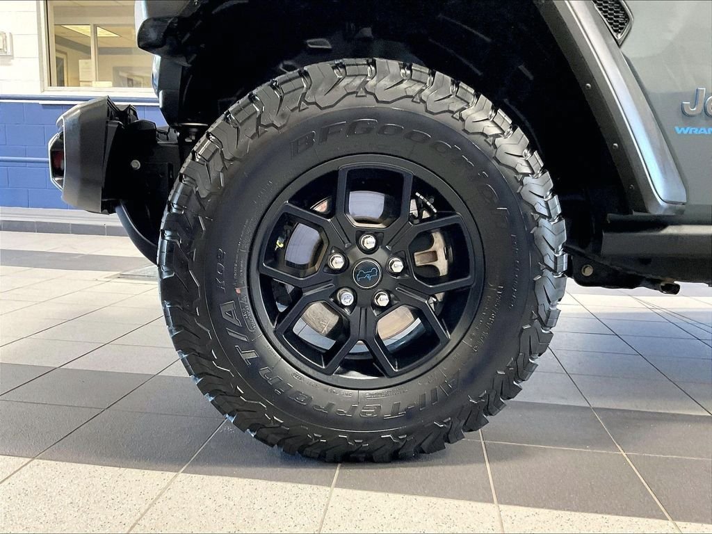 Used 2024 Jeep Wrangler Unlimited AWD/4WD image 7