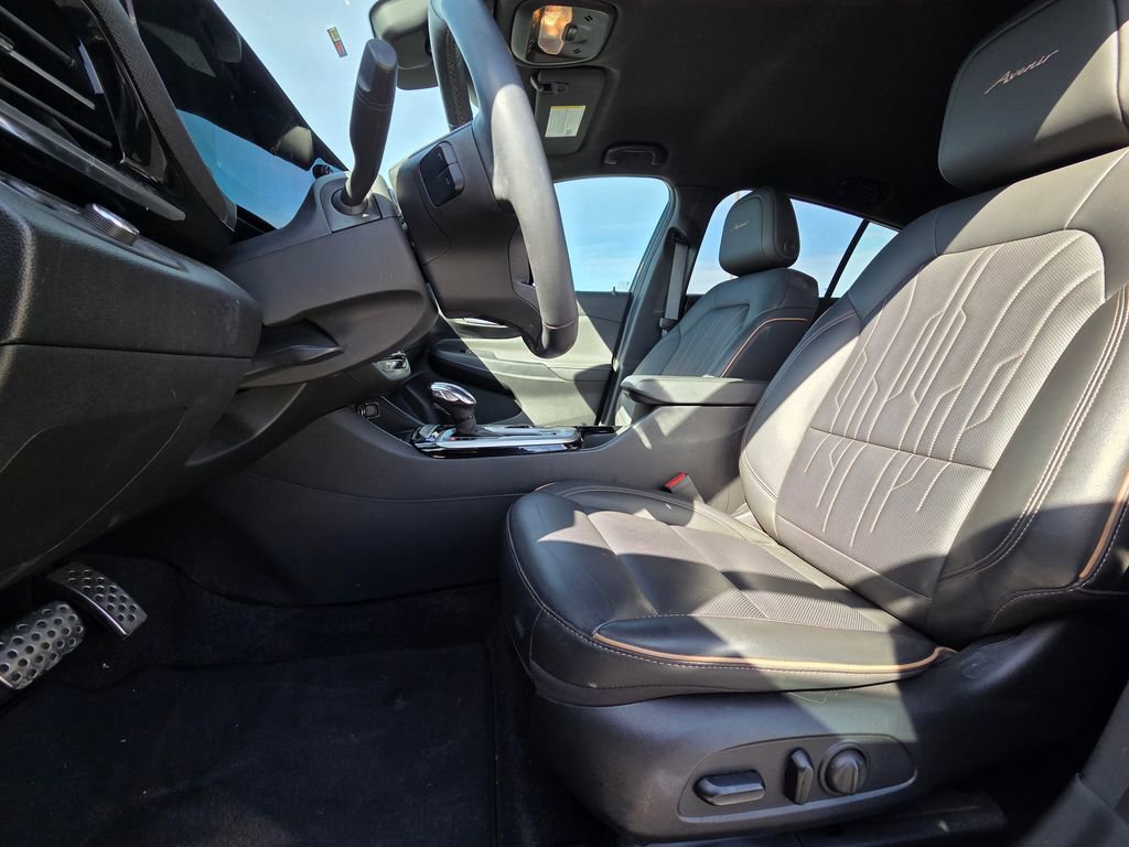 Used 2024 Buick Envista Avenir FWD image 23
