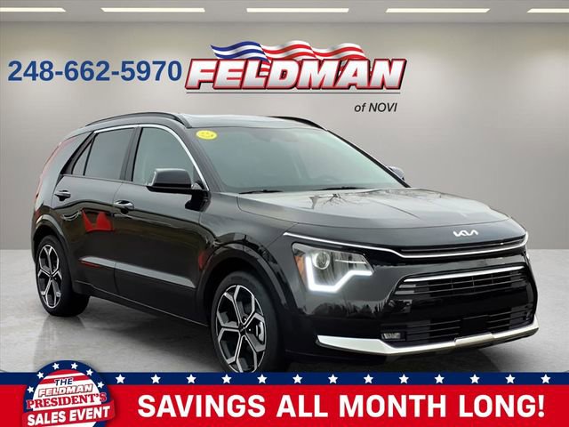 Used 2024 Kia Niro EX Touring image 8