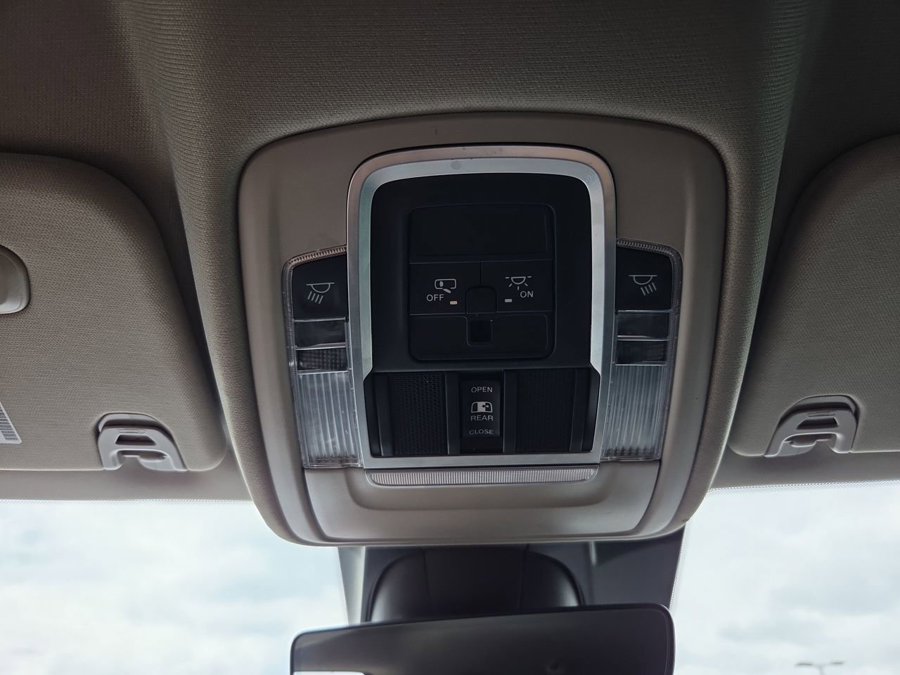 Used 2022 RAM 1500 Laramie RWD image 23