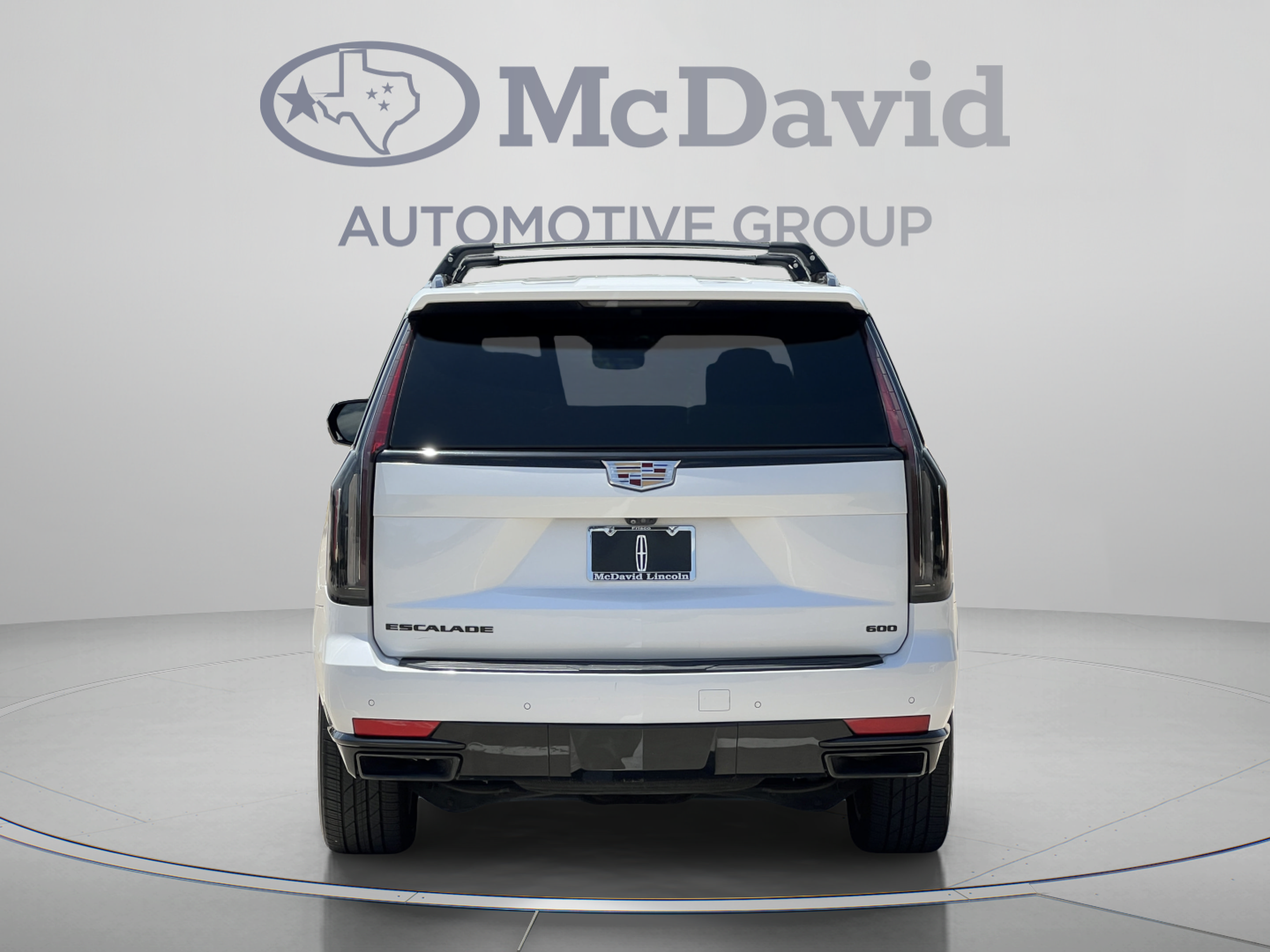 Used 2022 Cadillac Escalade Sport Platinum w/ Heavy-Duty Trailer Package AWD/4WD image 6