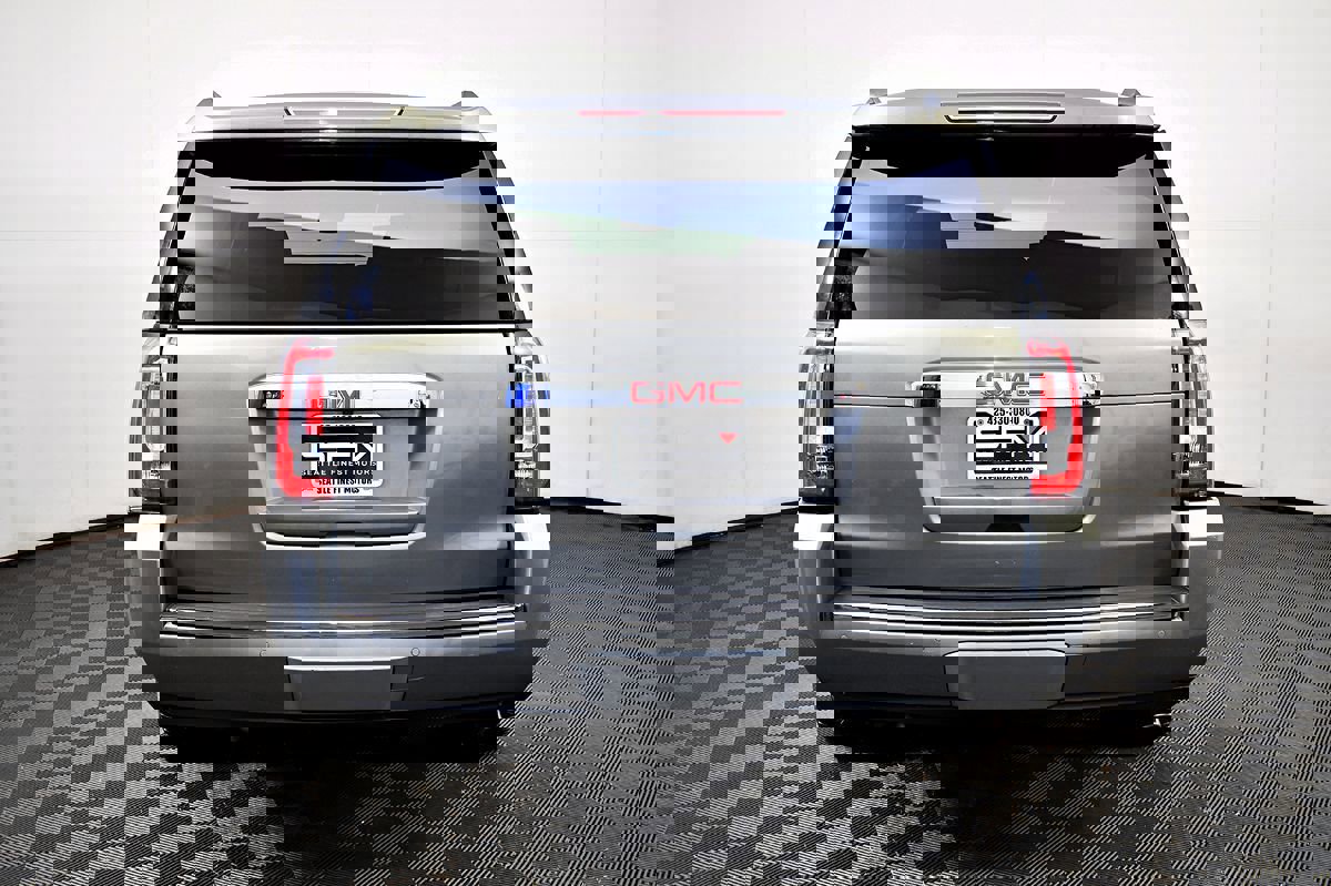 Used 2017 GMC Yukon XL Denali w/ Open Road Package image 9