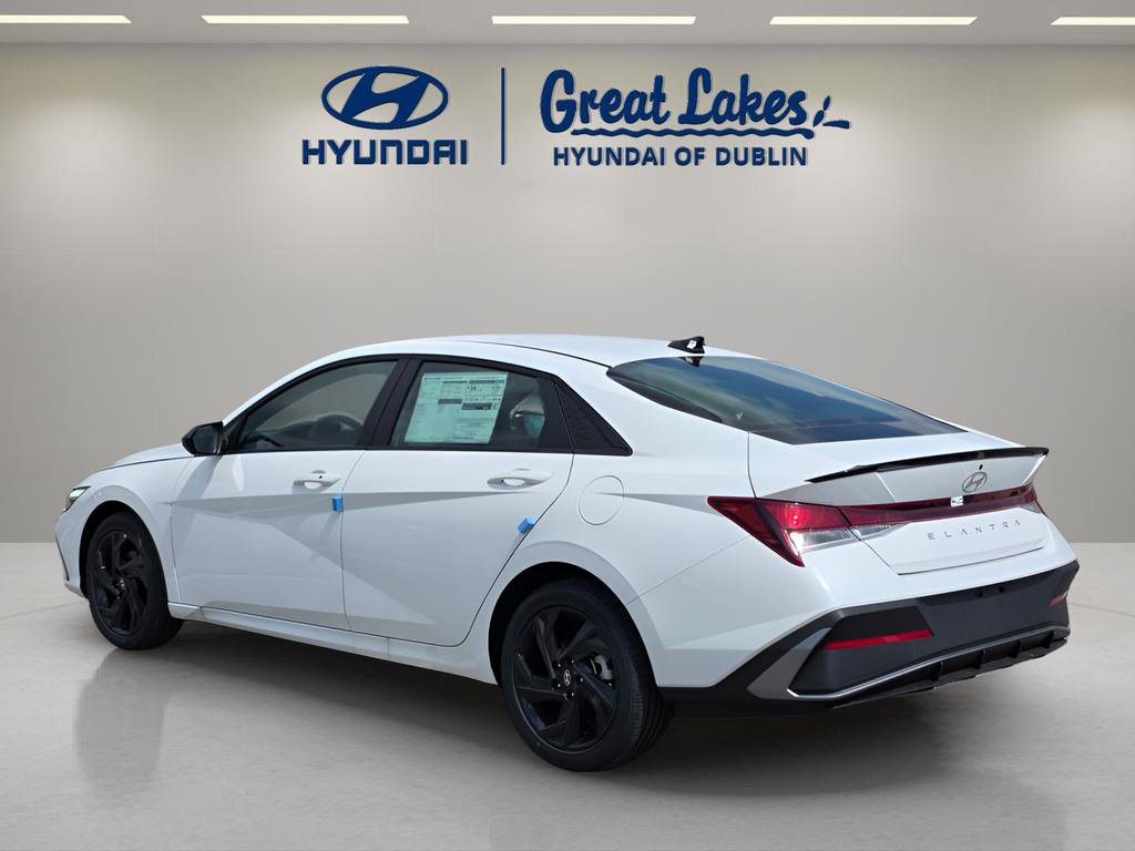 New 2026 Hyundai Elantra Sport w/ Cargo Package image 3