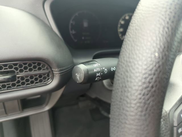 Certified 2024 Honda HR-V LX image 20