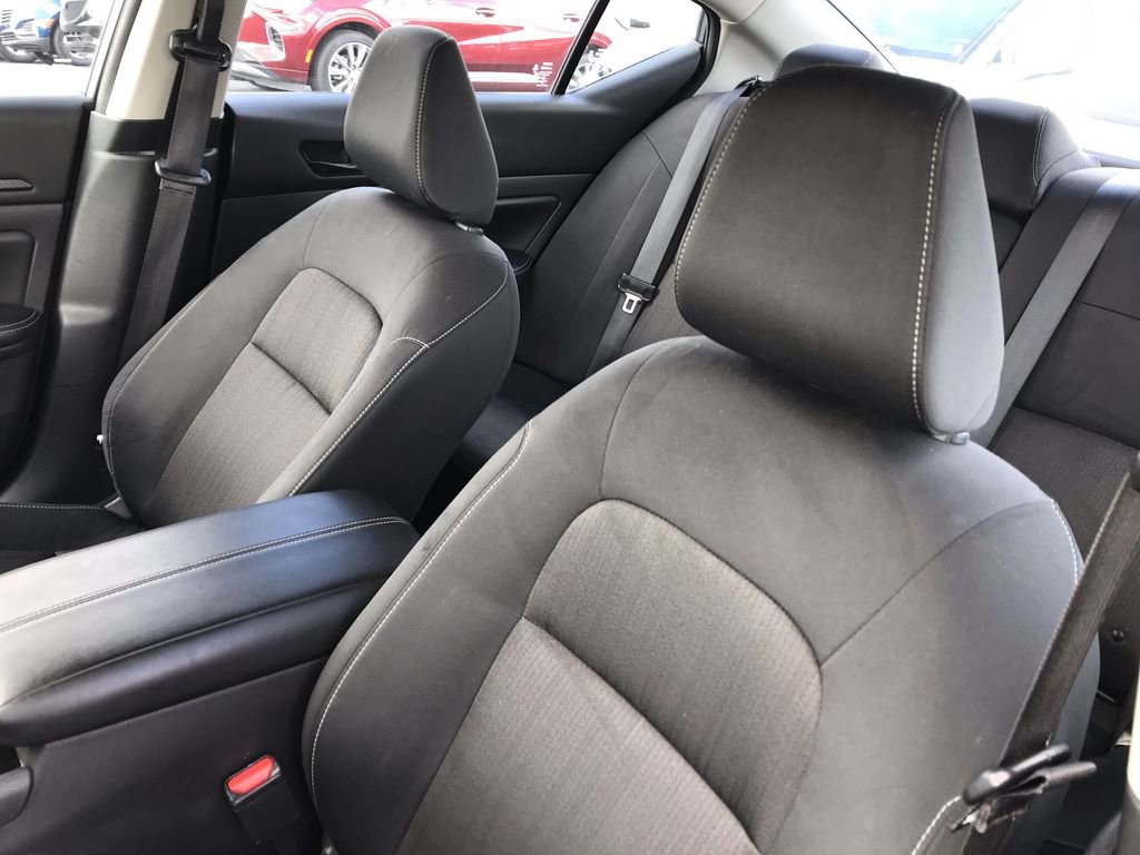 Used 2024 Nissan Altima 2.5 SV image 11