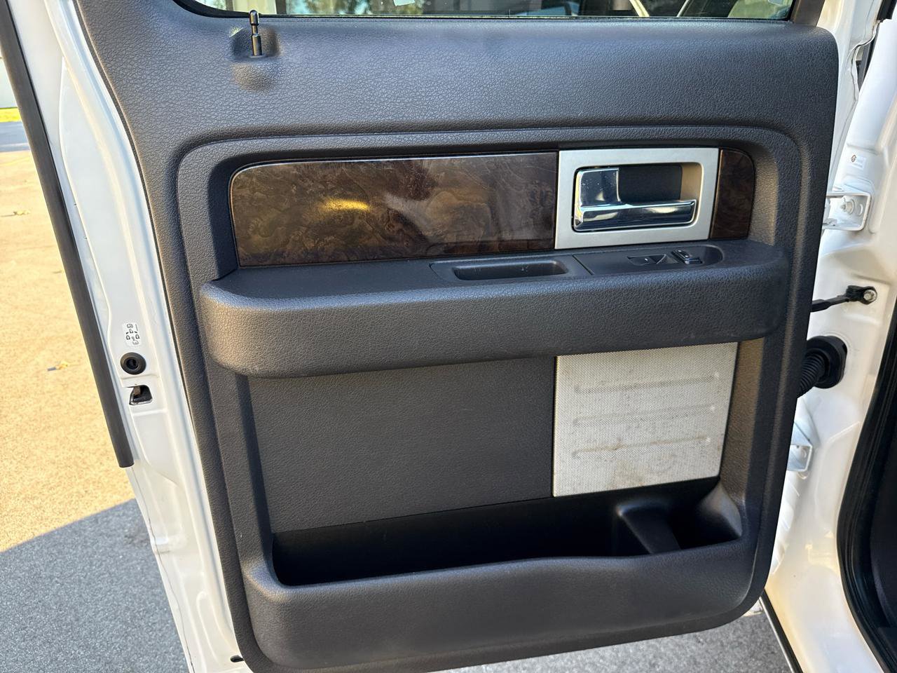 Used 2013 Ford F150 Platinum AWD/4WD image 20