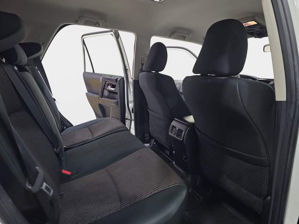 Used 2019 Toyota 4Runner TRD Off-Road AWD/4WD image 9