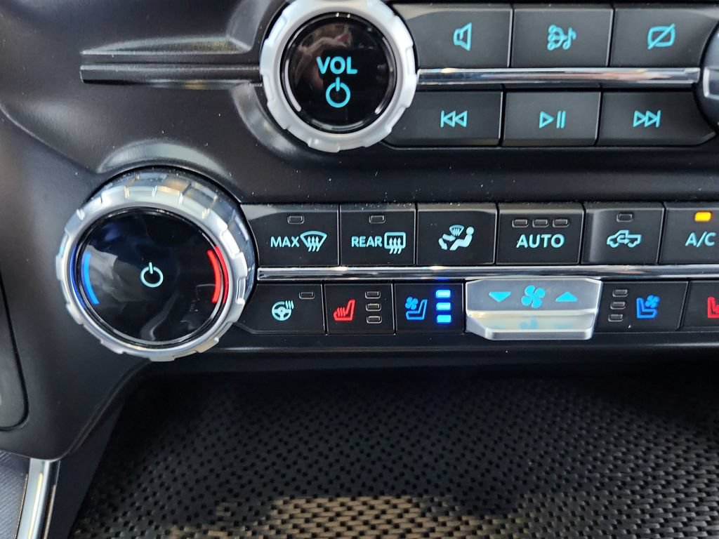 Used 2024 Ford F150 Raptor w/ Equipment Group 803A Raptor R AWD/4WD image 24