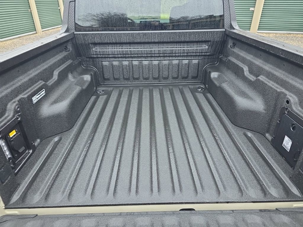 Used 2025 Ford Maverick XLT w/ XLT Luxury Package image 8