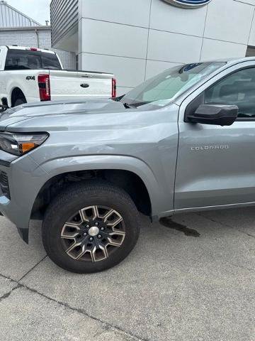 Used 2024 Chevrolet Colorado LT w/ LT Convenience Package III RWD image 9