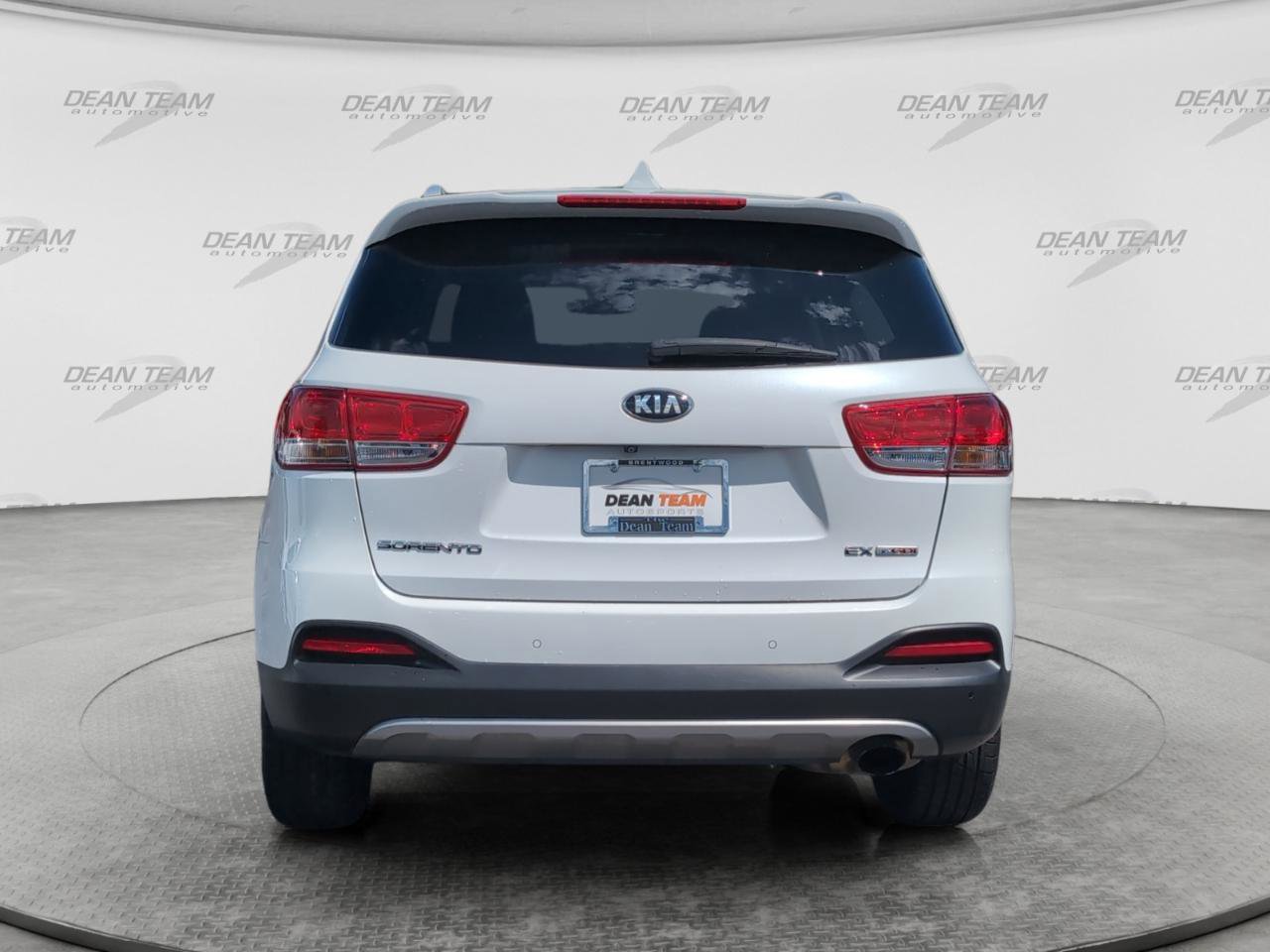 Used 2018 Kia Sorento EX FWD image 6