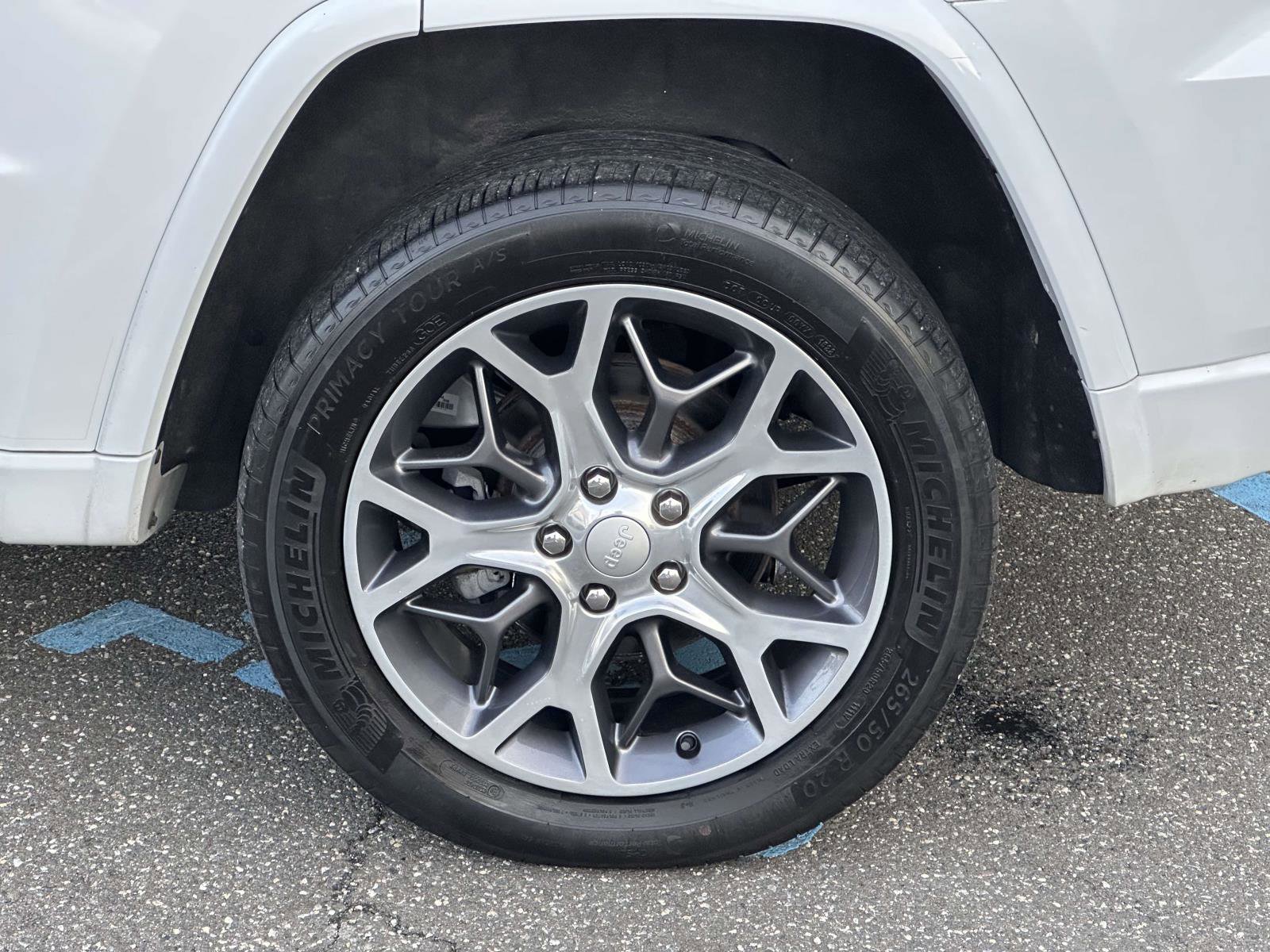 Used 2020 Jeep Grand Cherokee Overland image 6