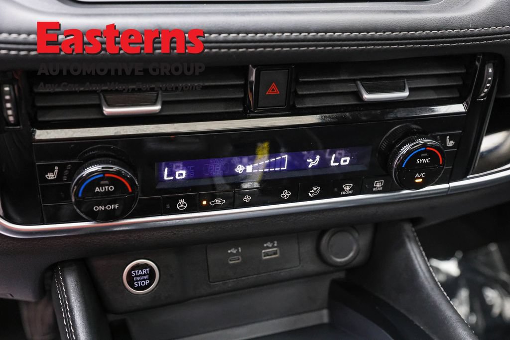 Used 2023 Nissan Rogue SL AWD/4WD image 21