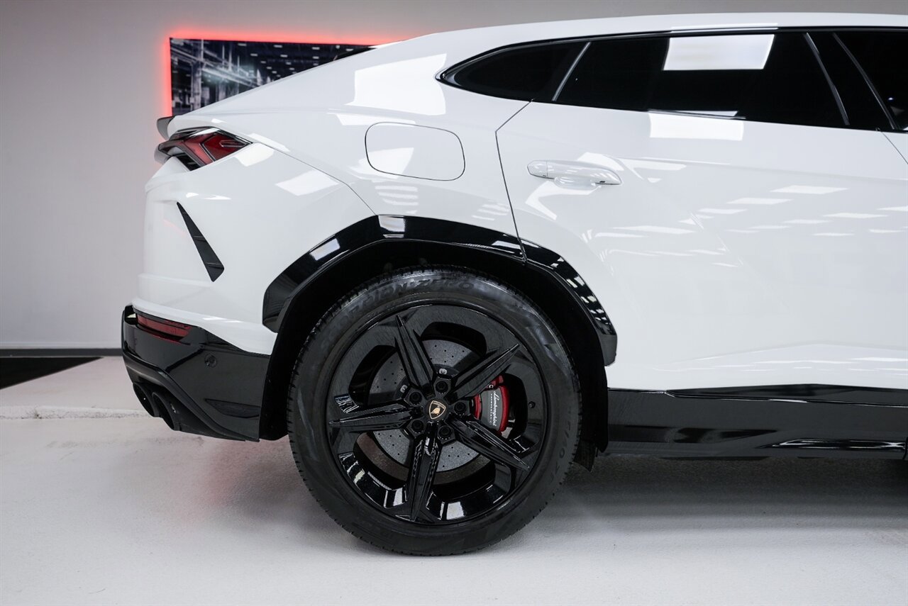 Used 2021 Lamborghini Urus AWD/4WD image 6
