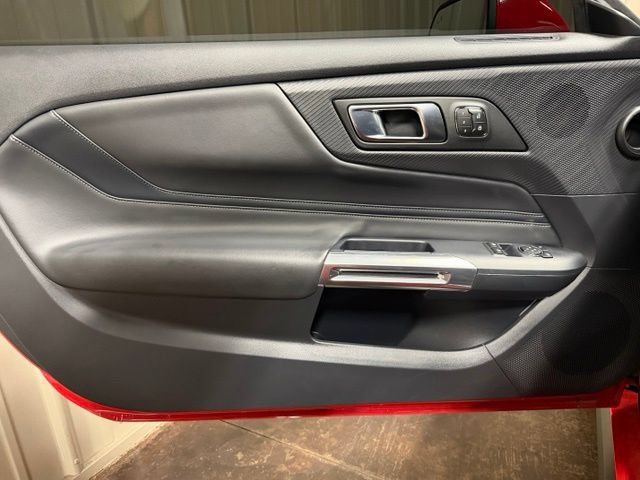 Used 2025 Ford Mustang GT Premium RWD image 12