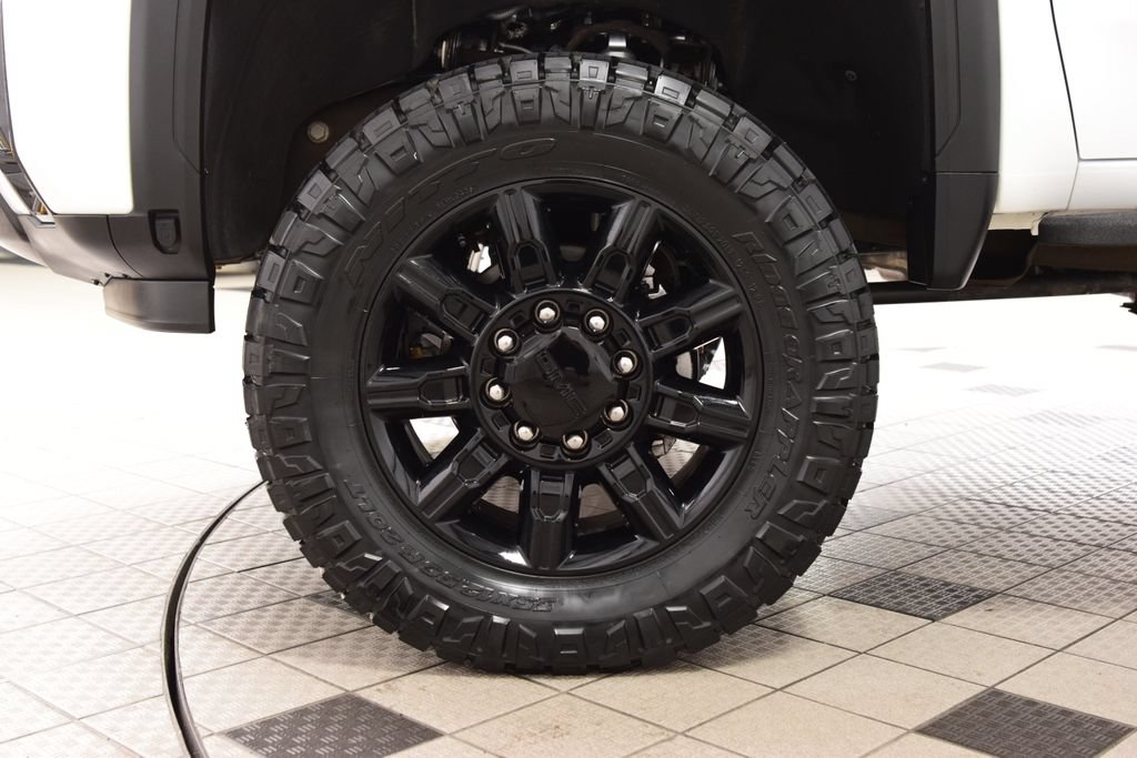 Used 2025 GMC Sierra 2500 AT4 w/ AT4 Premium Plus Package AWD/4WD image 27