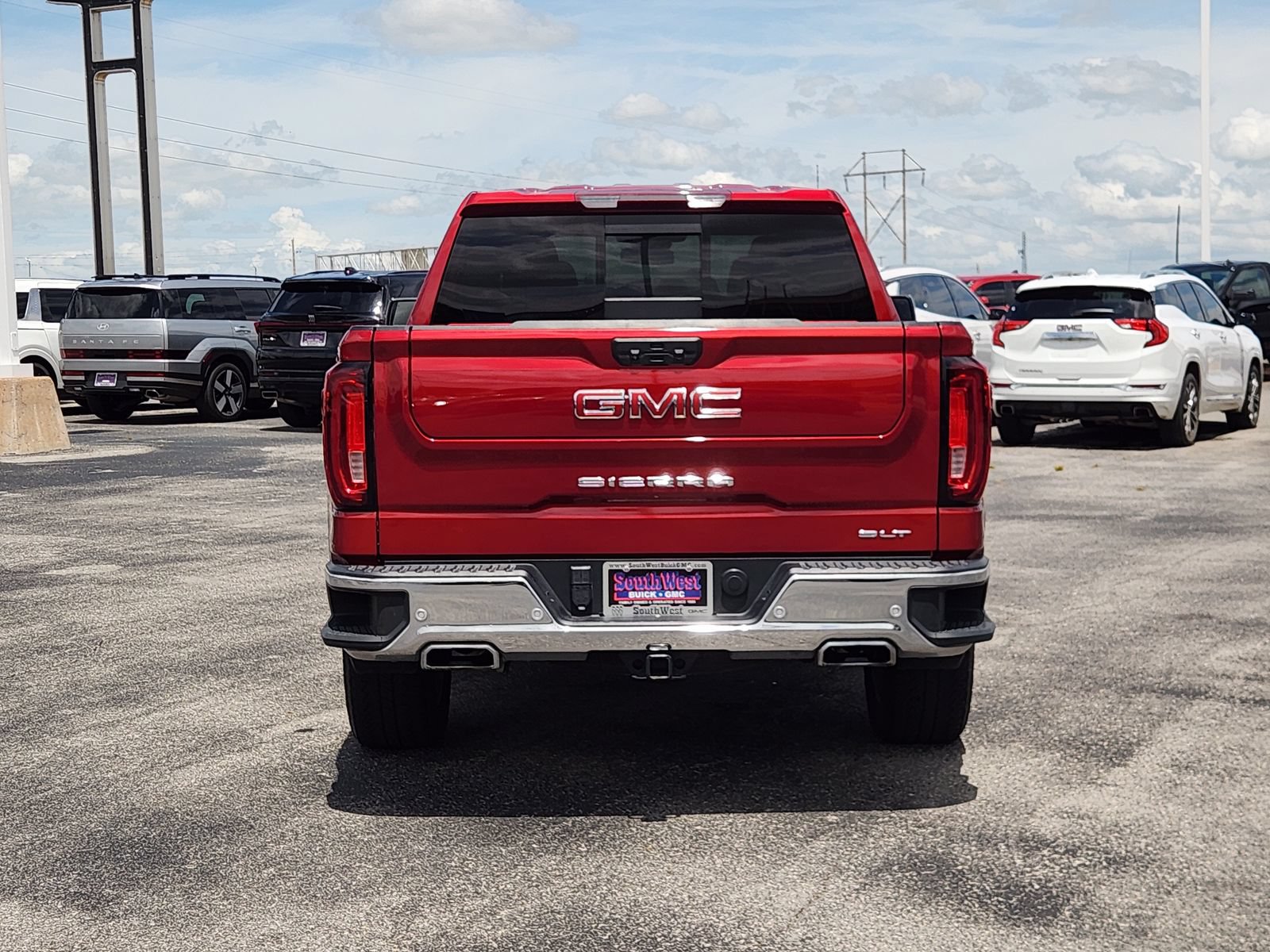 Used 2024 GMC Sierra 1500 SLT w/ SLT Premium Plus Package AWD/4WD image 8