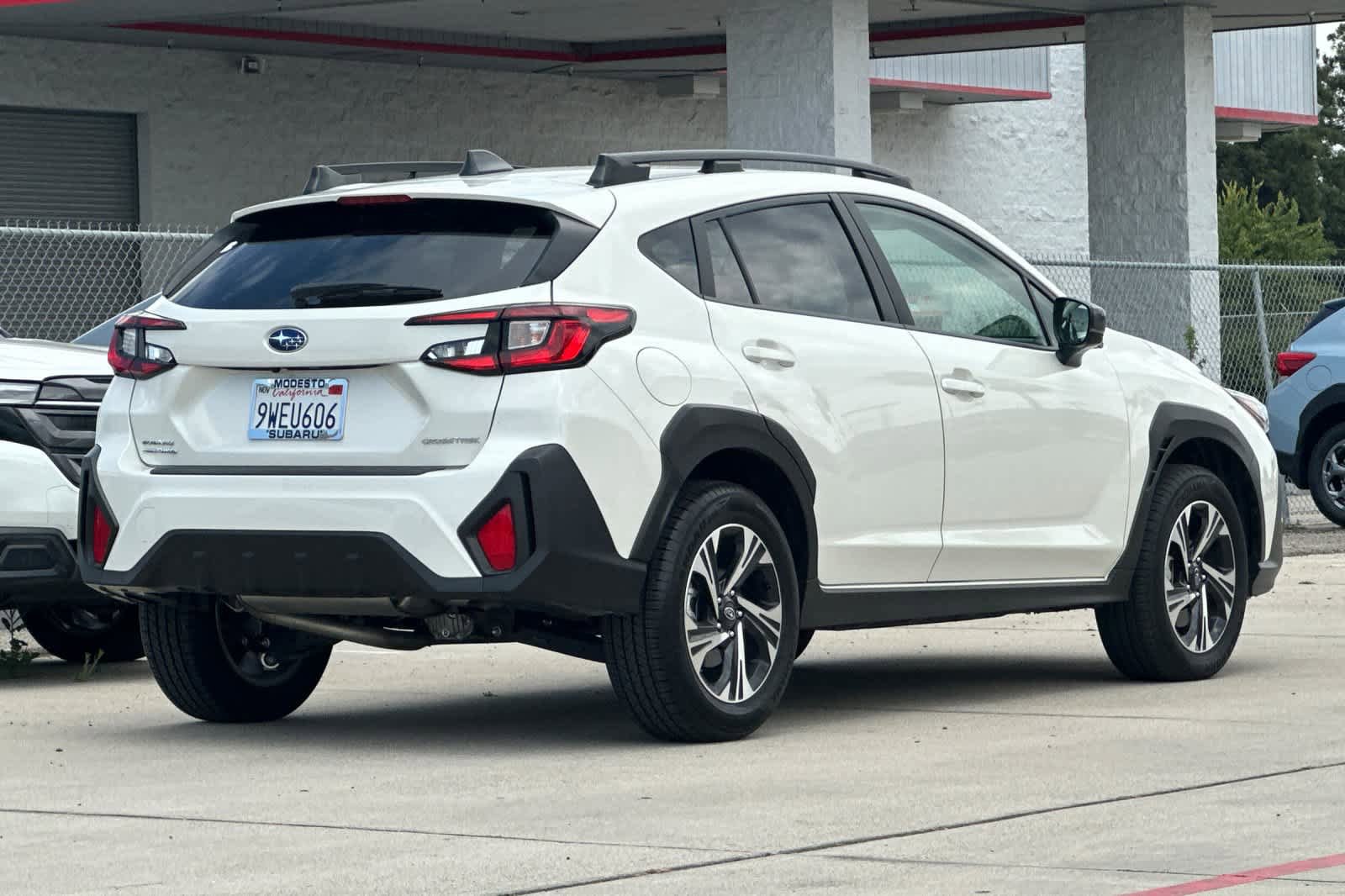 Certified 2025 Subaru Crosstrek 2.0i Premium AWD/4WD image 3