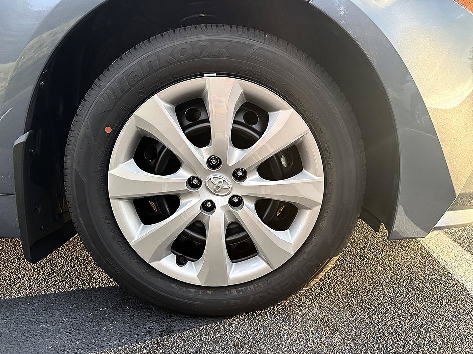 New 2027 Toyota Corolla LE FWD image 8