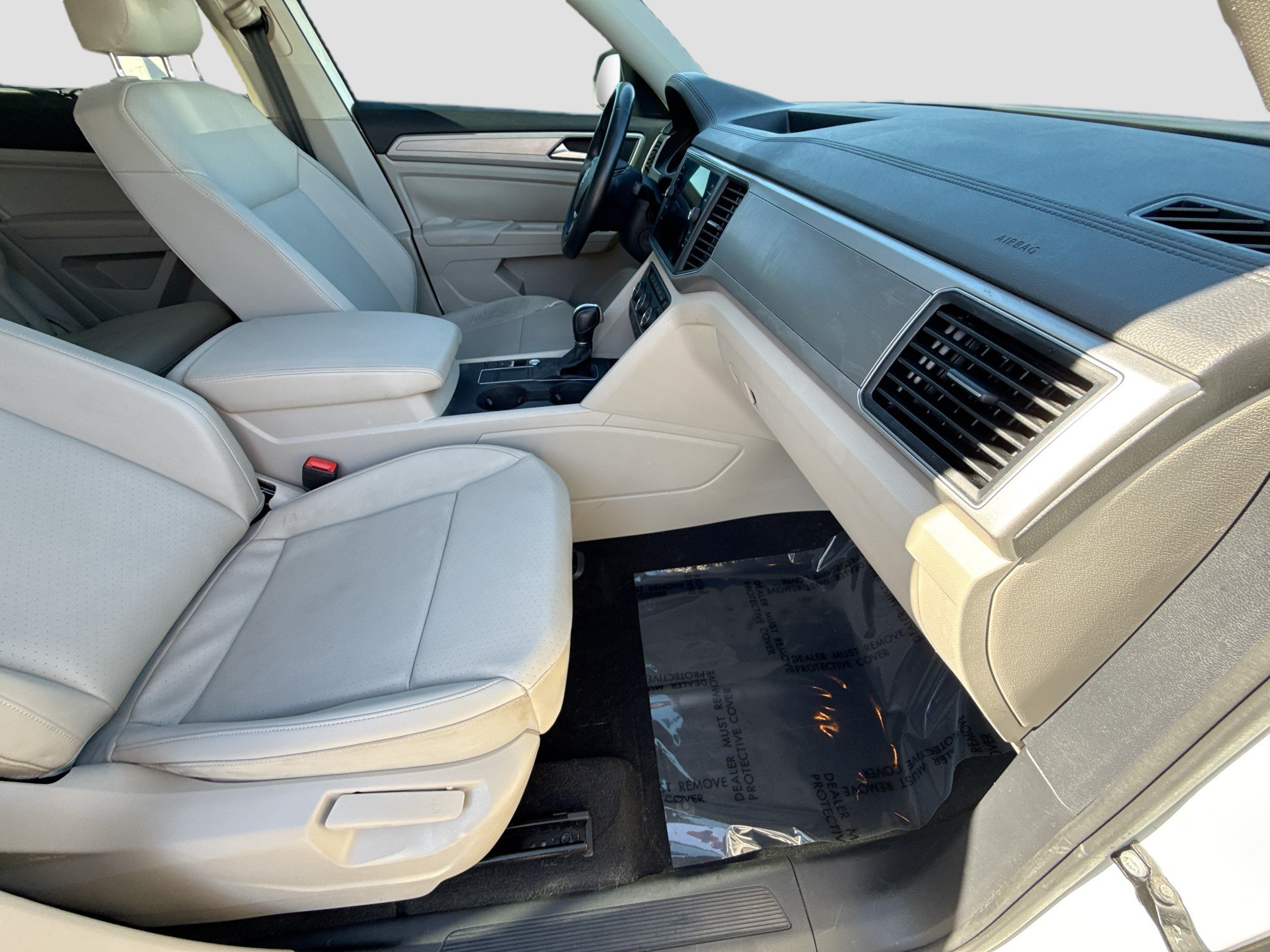 Used 2019 Volkswagen Atlas SE FWD image 13