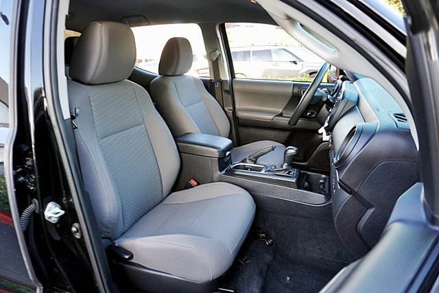 Used 2021 Toyota Tacoma SR w/ SR Convenience Package RWD image 19