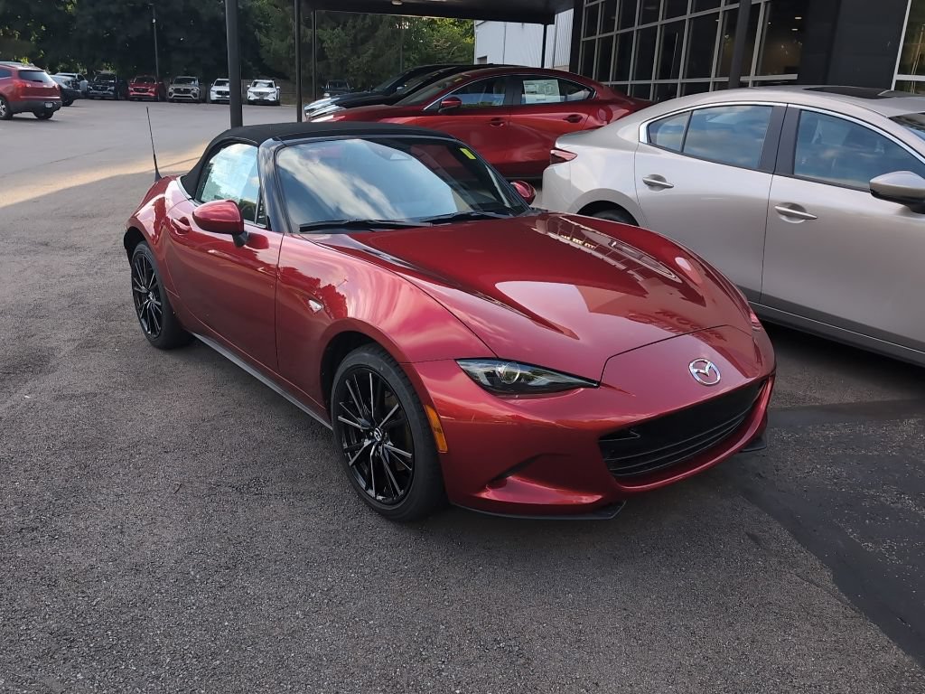 New 2026 MAZDA MX-5 Miata Grand Touring RWD image 3