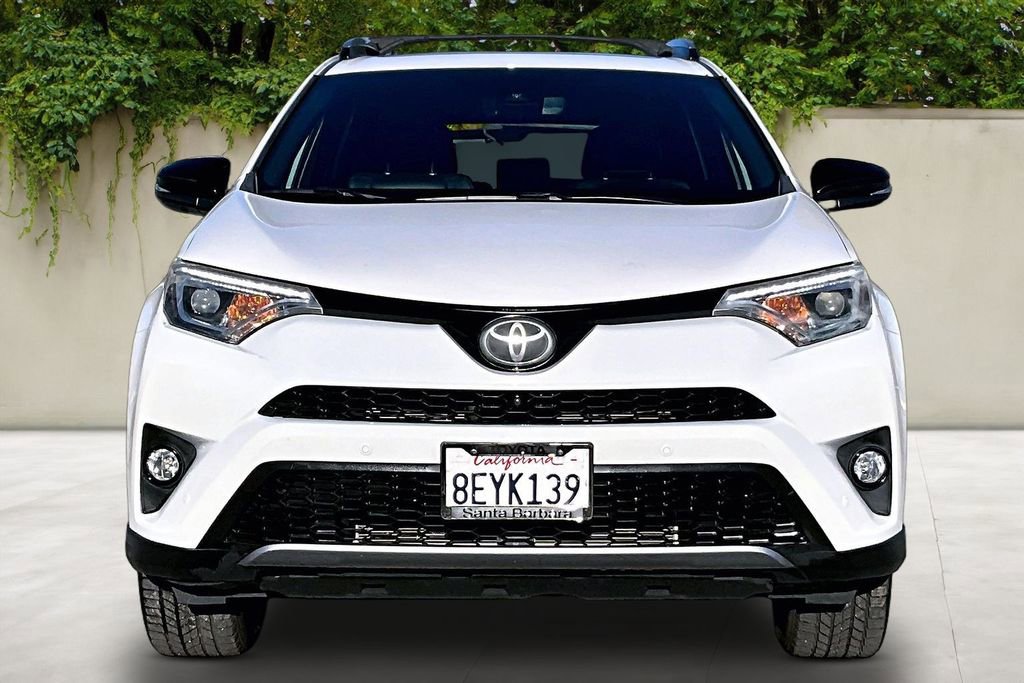 Used 2018 Toyota RAV4 SE w/ Advanced Technology Package image 2