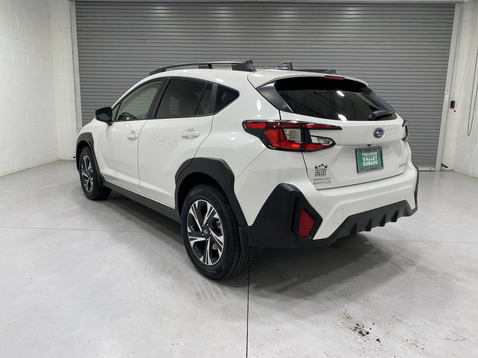 Used 2024 Subaru Crosstrek 2.0i Premium AWD/4WD image 6