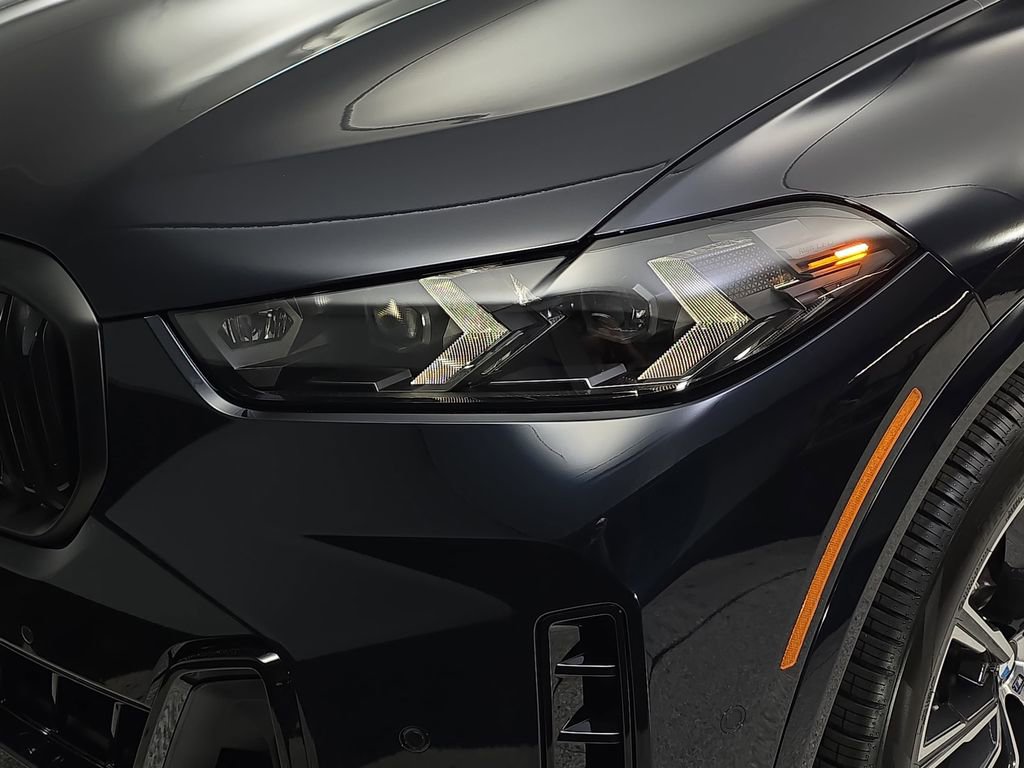 New 2026 BMW X5 xDrive50e image 31