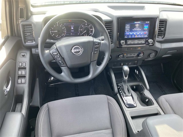 Used 2023 Nissan Frontier SV w/ Midnight Edition Package image 17