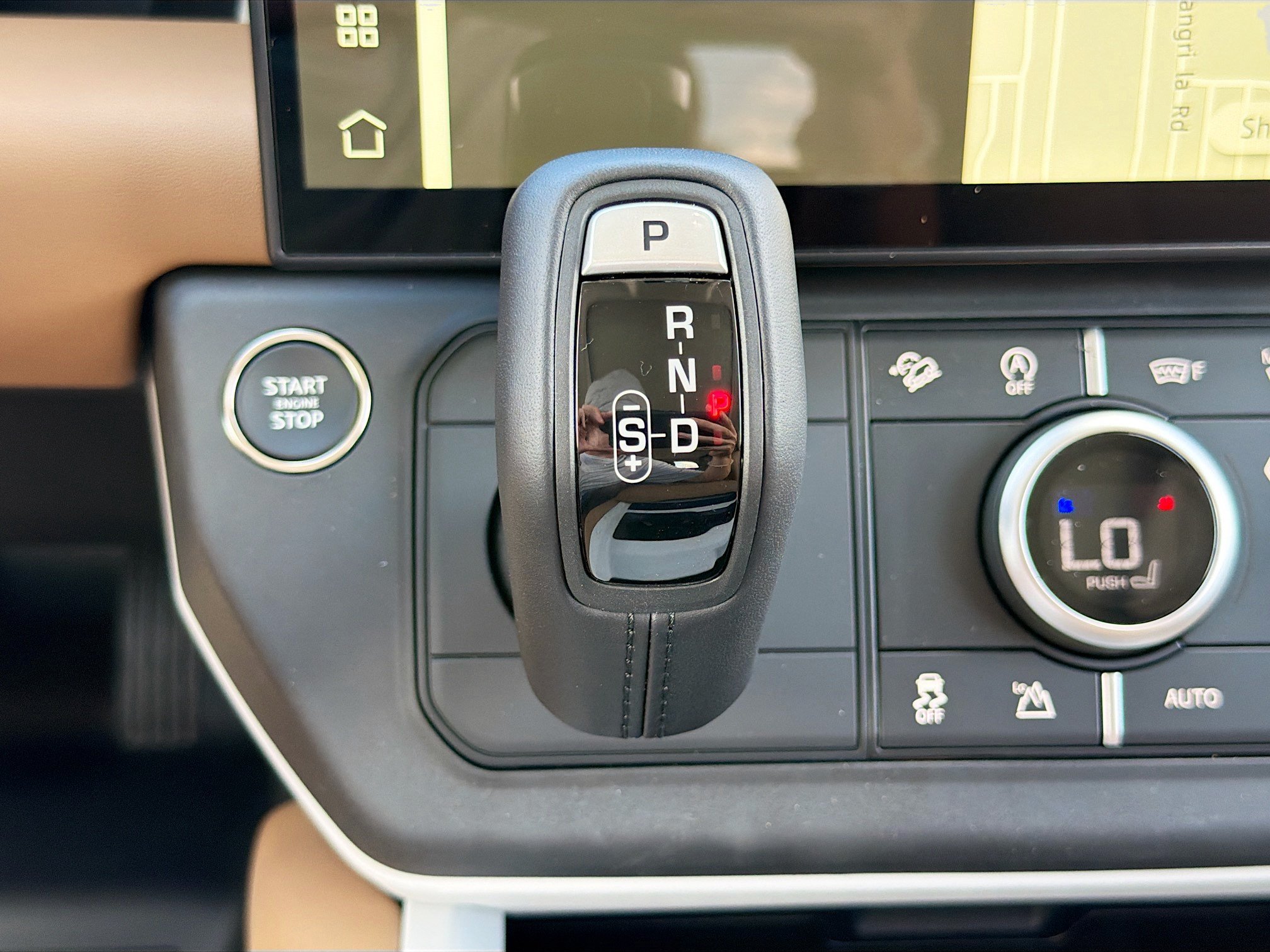 New 2026 Land Rover Defender 110 S AWD/4WD image 28