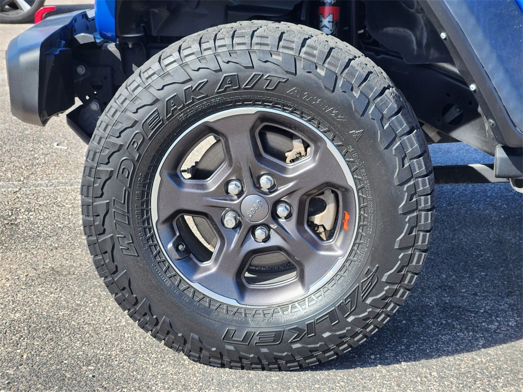 Used 2022 Jeep Gladiator Rubicon w/ Cold Weather Group image 7