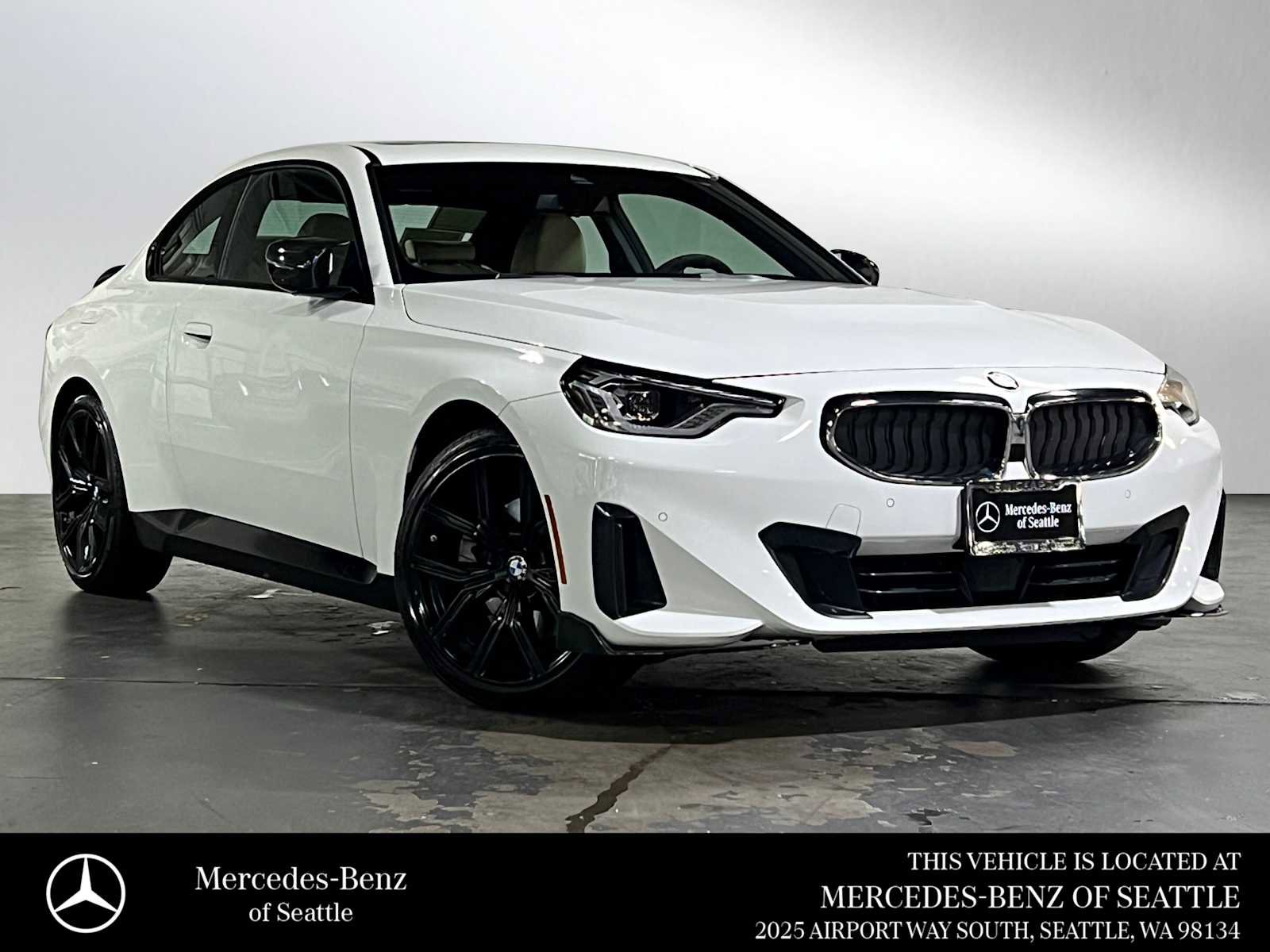 Used 2023 BMW 230i xDrive Coupe w/ Convenience Package AWD/4WD image 1