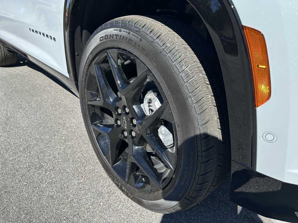 New 2026 Chevrolet Traverse RS image 9