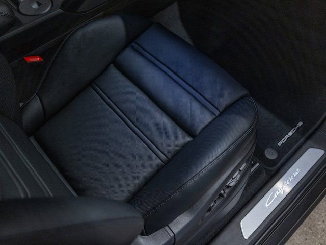 New 2026 Porsche Cayenne Coupe image 34