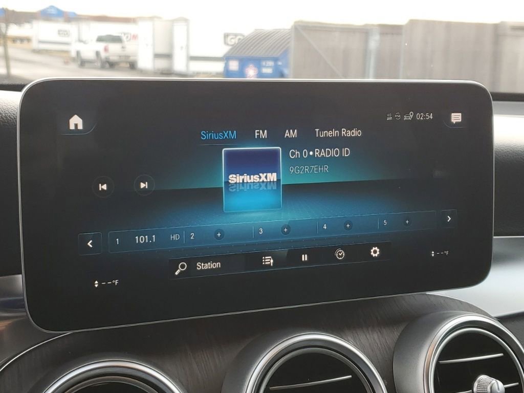 Used 2022 Mercedes-Benz GLC 300 4MATIC image 20