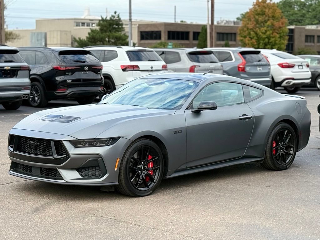 Used 2025 Ford Mustang GT Premium RWD image 44