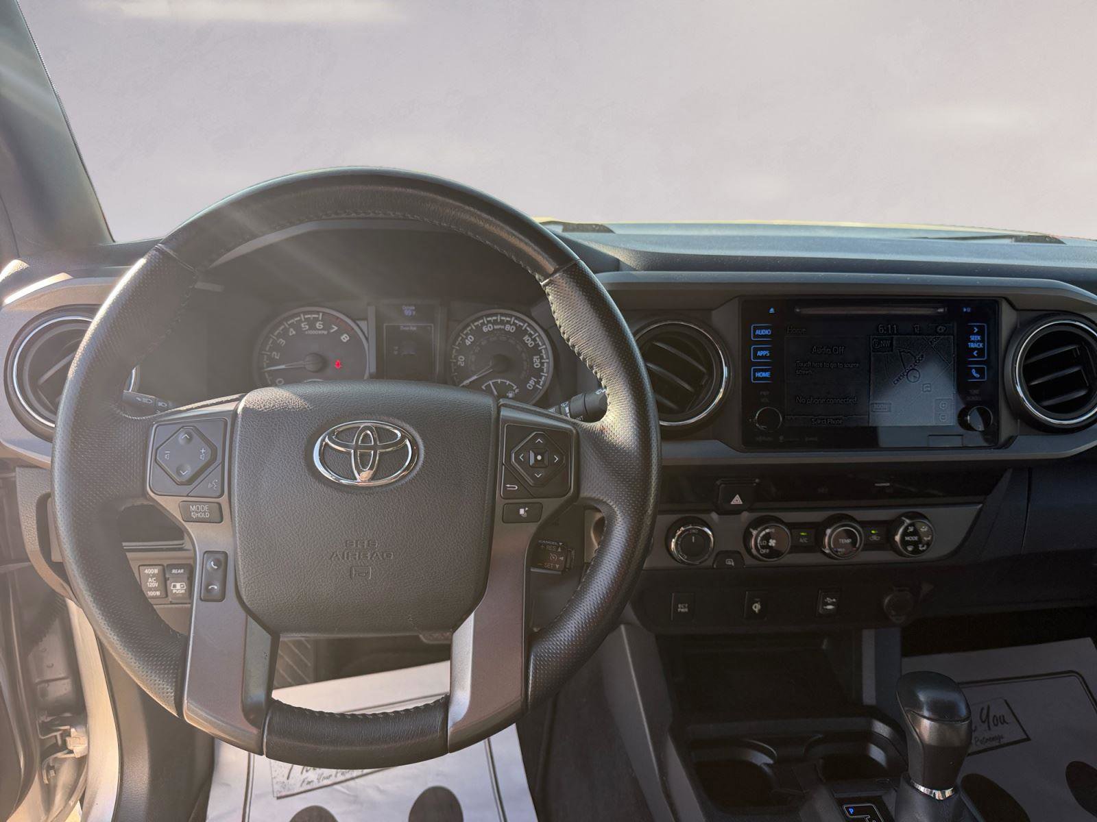 Used 2017 Toyota Tacoma TRD Off-Road w/ Tow Package (A/T) image 10