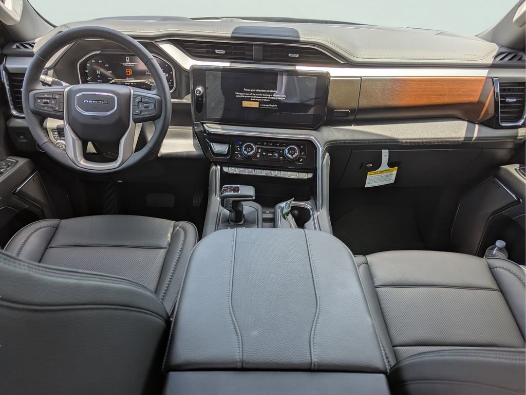New 2025 GMC Sierra 1500 Denali w/ Denali Reserve Package image 17