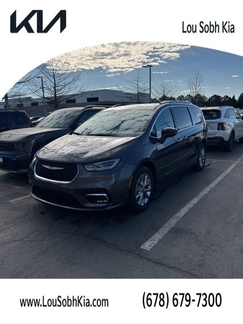 Used 2021 Chrysler Pacifica Touring-L w/ Premium & Safety Sphere Group image 1