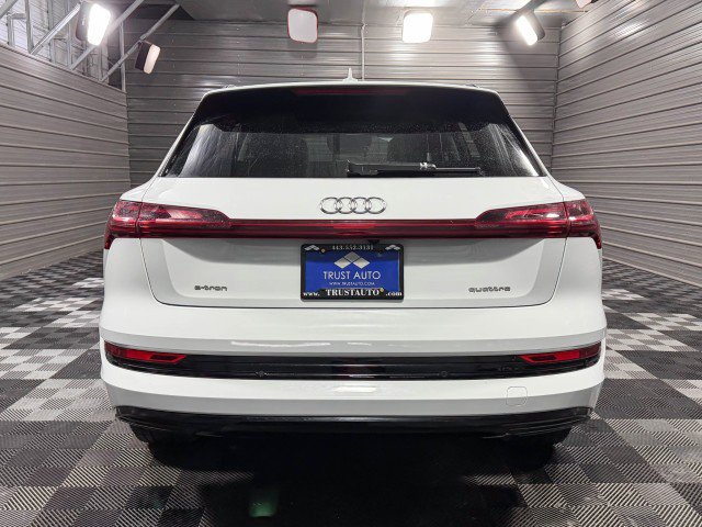 Used 2022 Audi e-tron Premium w/ Convenience Plus Package image 6