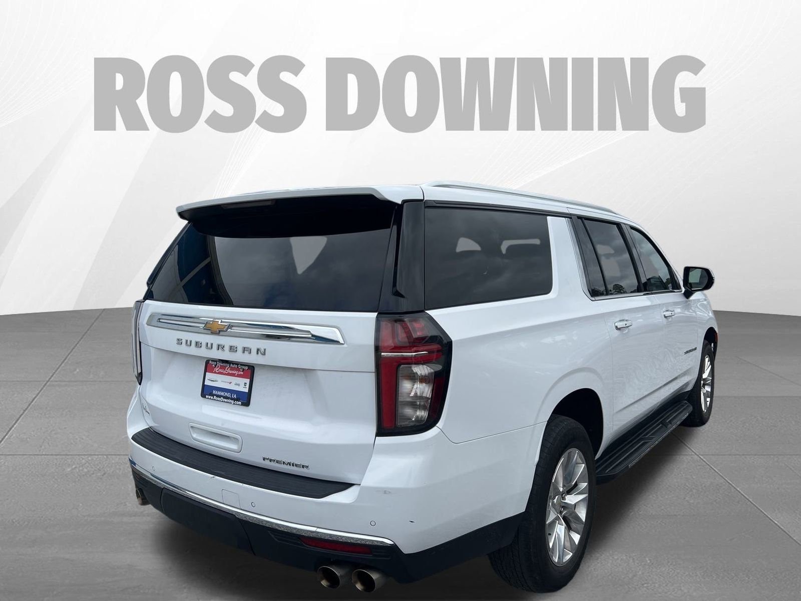 Used 2023 Chevrolet Suburban Premier image 4