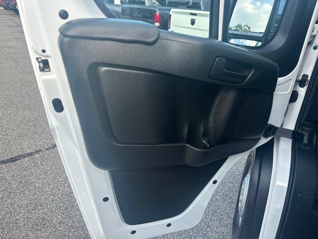 Used 2025 RAM ProMaster 2500 w/ U-Haul Equipment Group FWD image 16