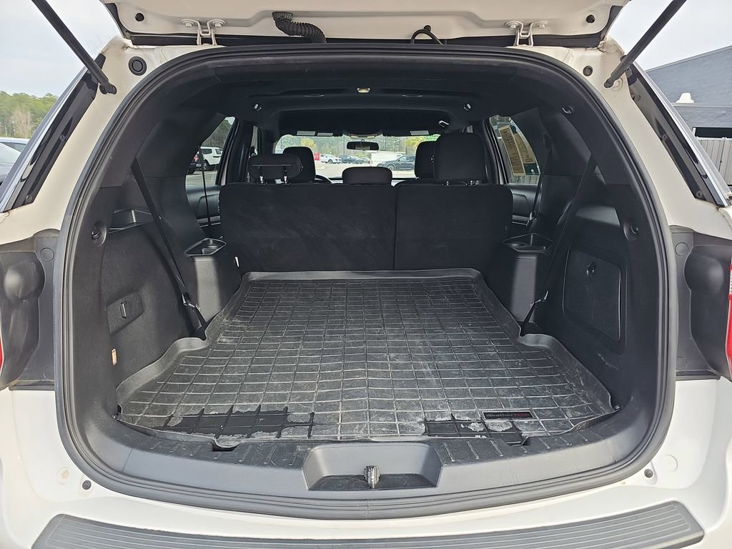Used 2018 Ford Explorer XLT image 15