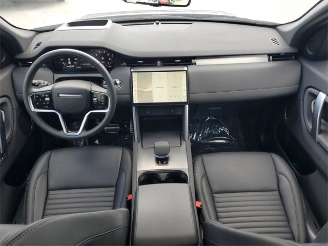 Certified 2024 Land Rover Discovery Sport Dynamic SE image 17
