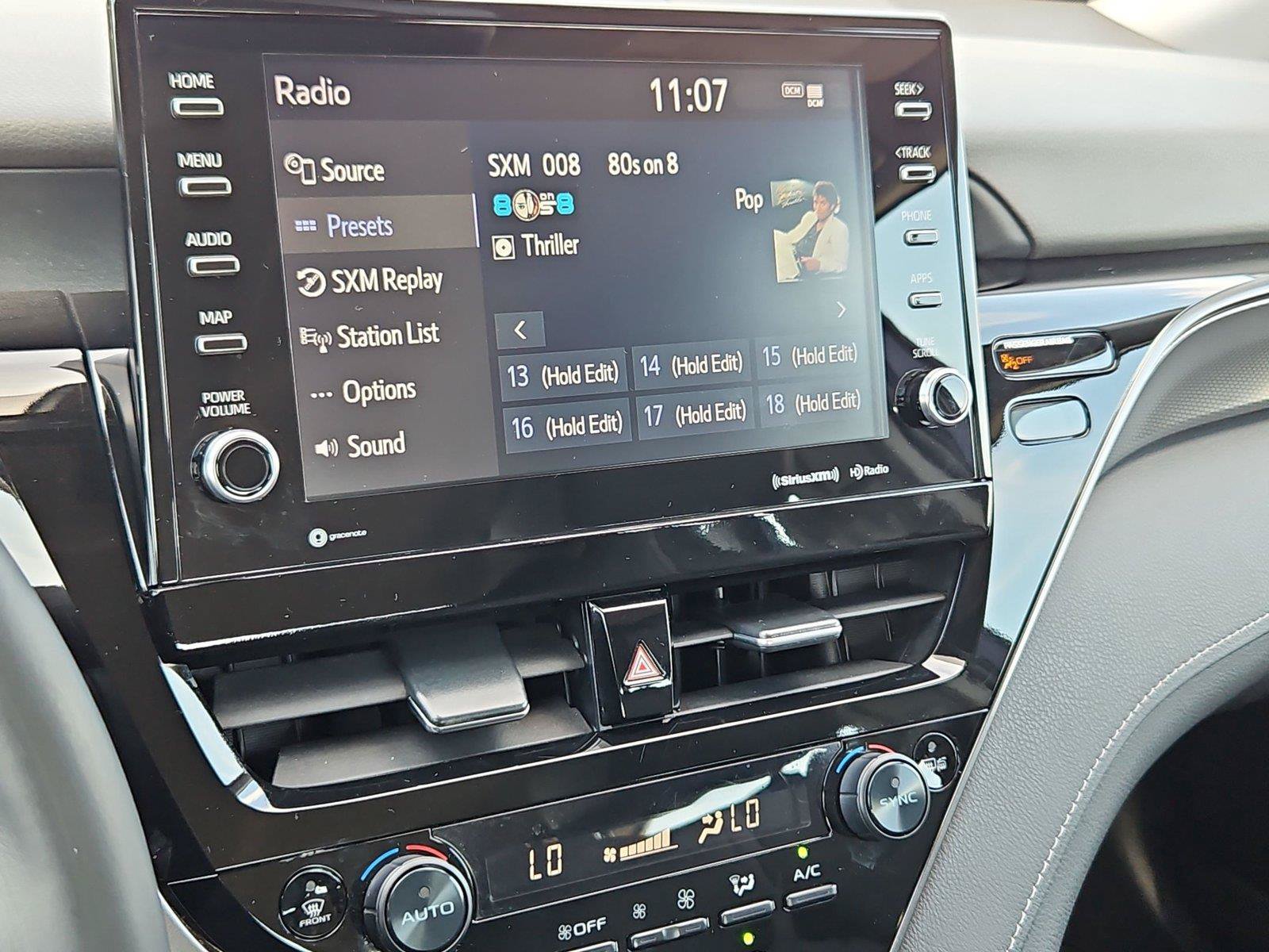 Used 2022 Toyota Camry XSE FWD image 17