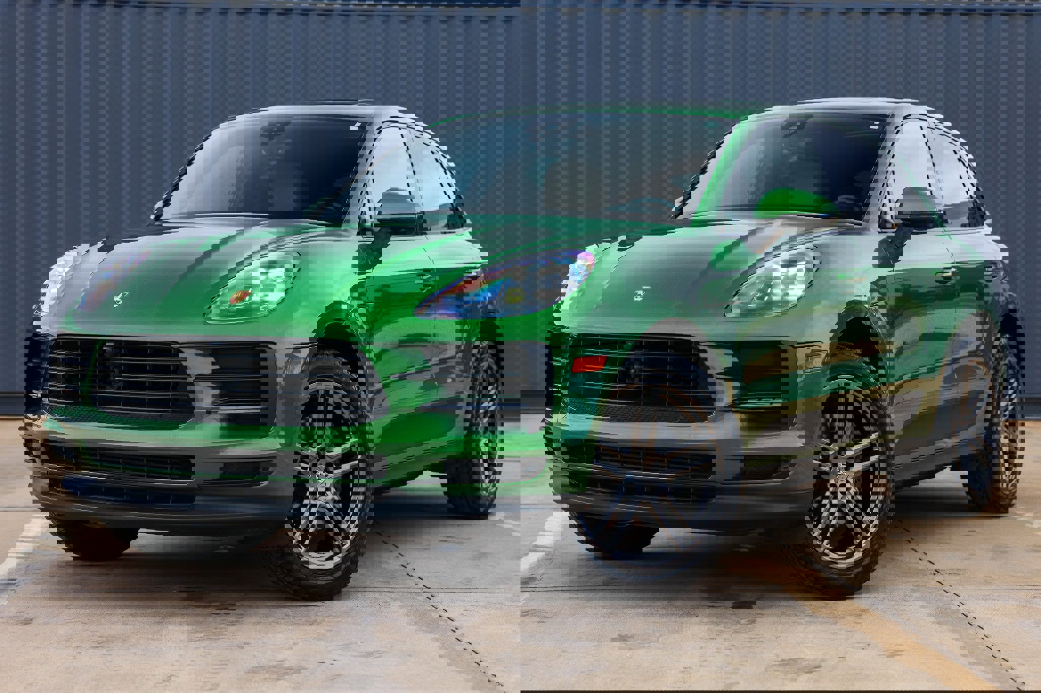 Used 2020 Porsche Macan image 1