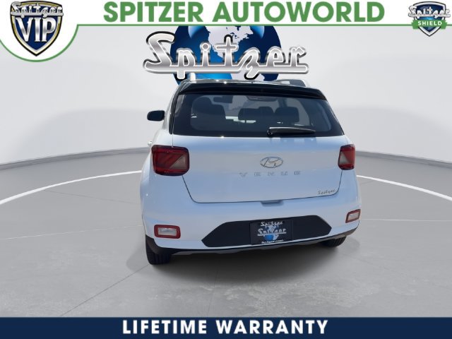 New 2026 Hyundai Venue SEL FWD image 12